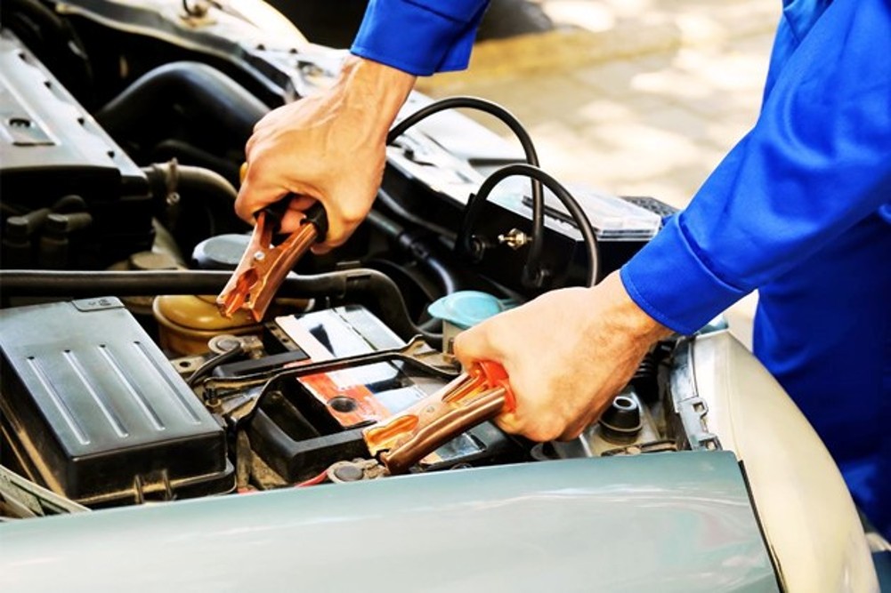 5 Tips to Maintain Your Car Battery in Cooler Temperatures