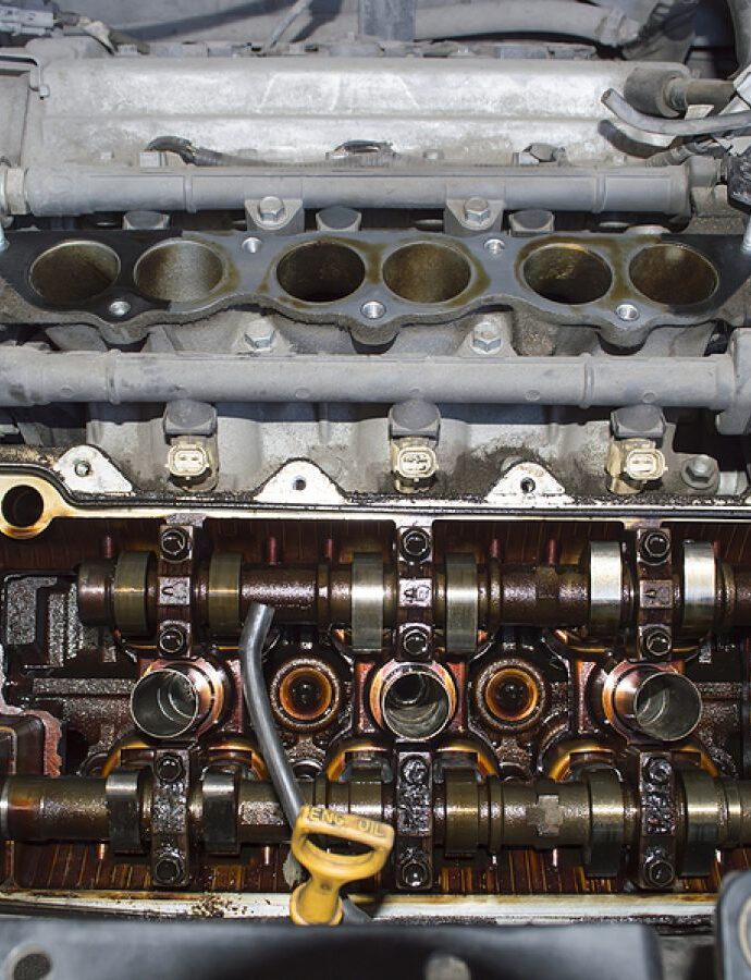 Valve Cover Gasket Leaks – There Are Common Warning Signs